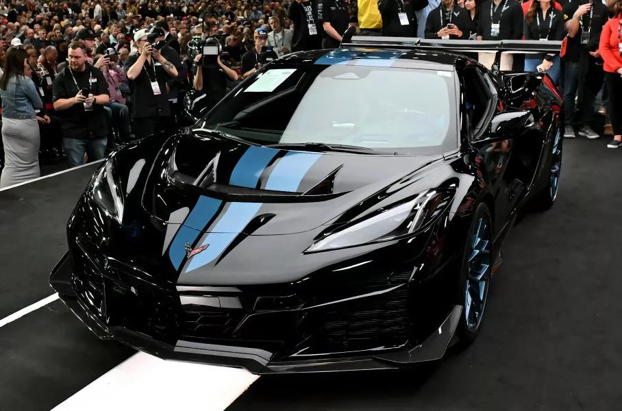 Chevrolet Corvette ZR1 продали на аукционе за 3,7 миллиона долларов — в 21 раз дороже начальной цены