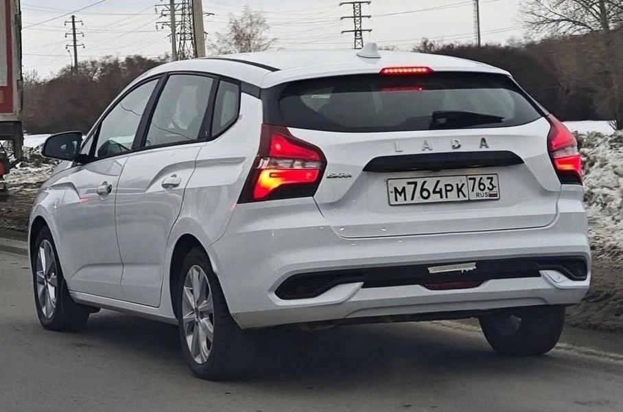 Универсал Lada Iskra полностью раскрыли до премьеры: фото салона