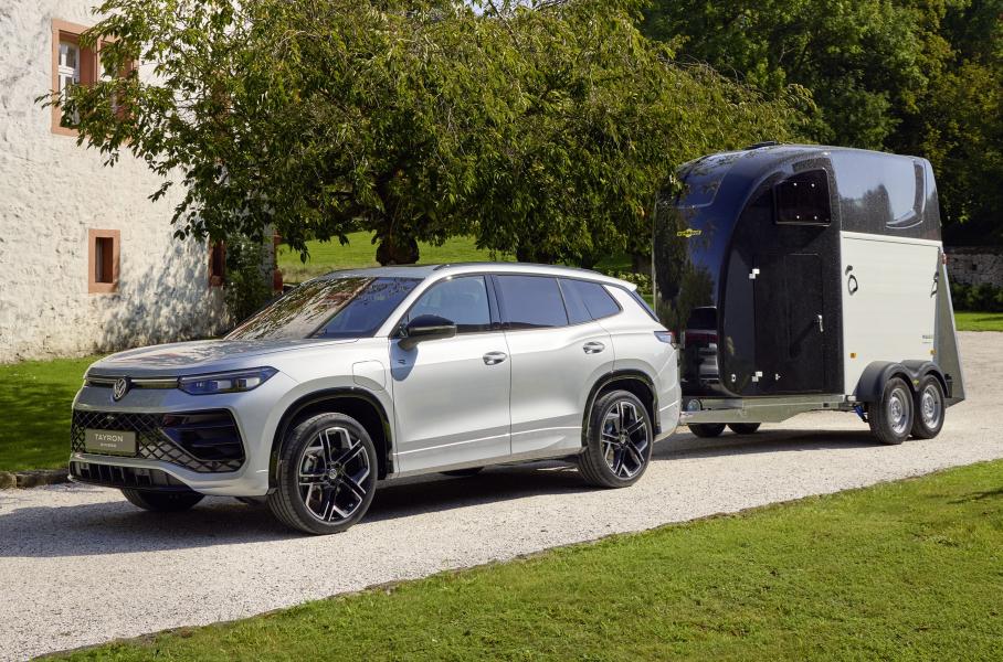 Volkswagen Tiguan, Passat и Tayron получили мощный бензиновый двигатель