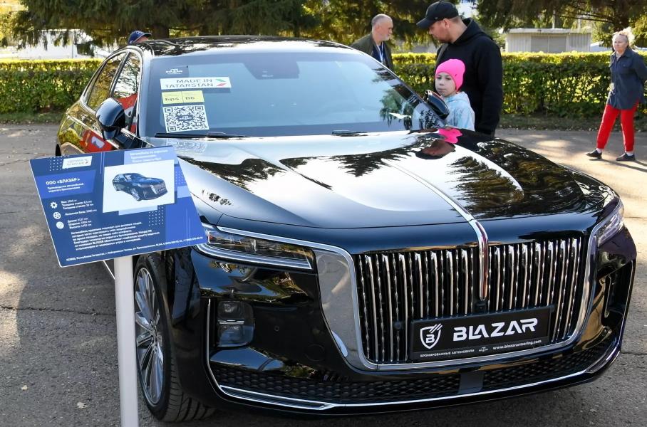Самый дорогой седан Hongqi оценили в рублях: цена впечатлила