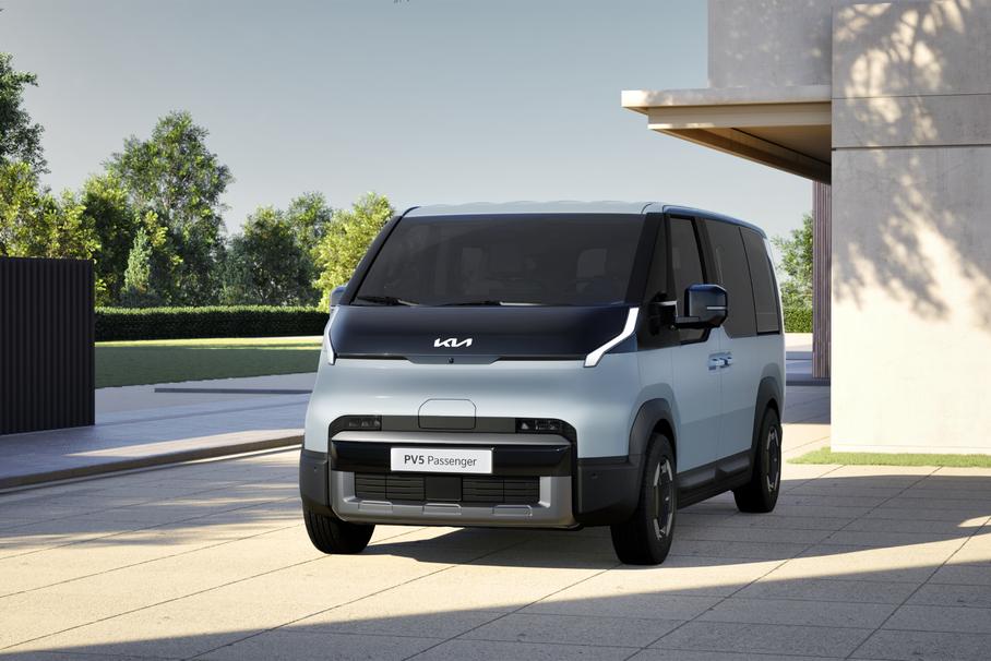 Kia показала готовый к серии минивэн PV5 со съемным кузовом