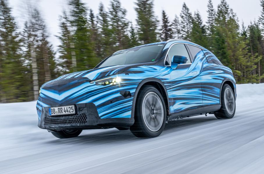 Mercedes-Benz показал новый электрический GLC
