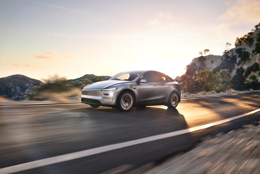 Китайцы получат дешевую версию Tesla Model Y