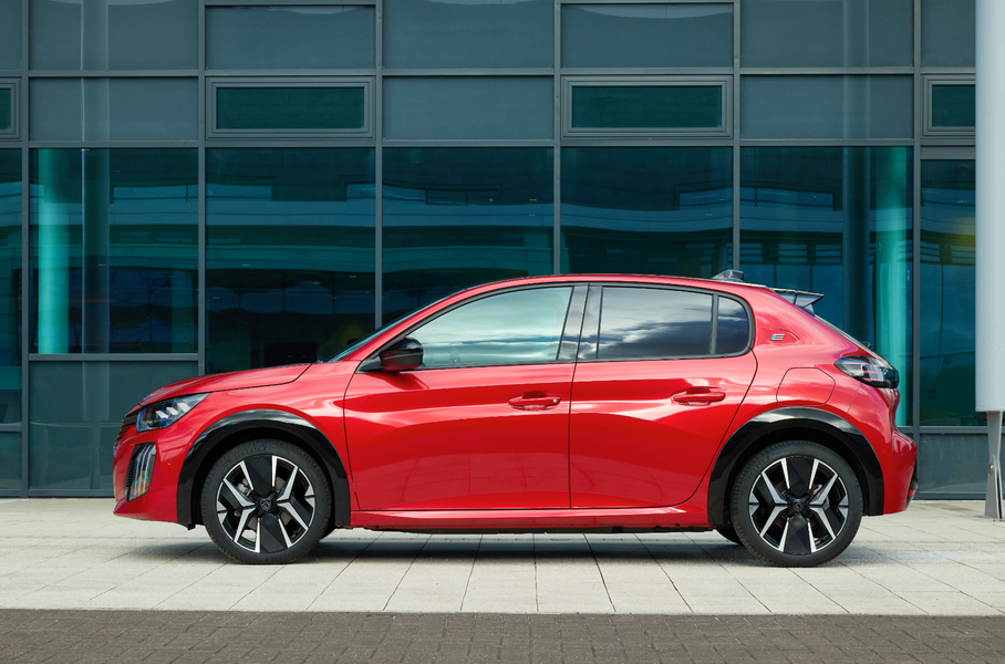 Peugeot E-208 GT