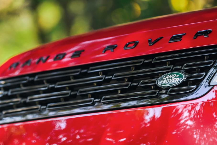 Ford и General Motors возмущены торговой сделкой Трампа с Англией