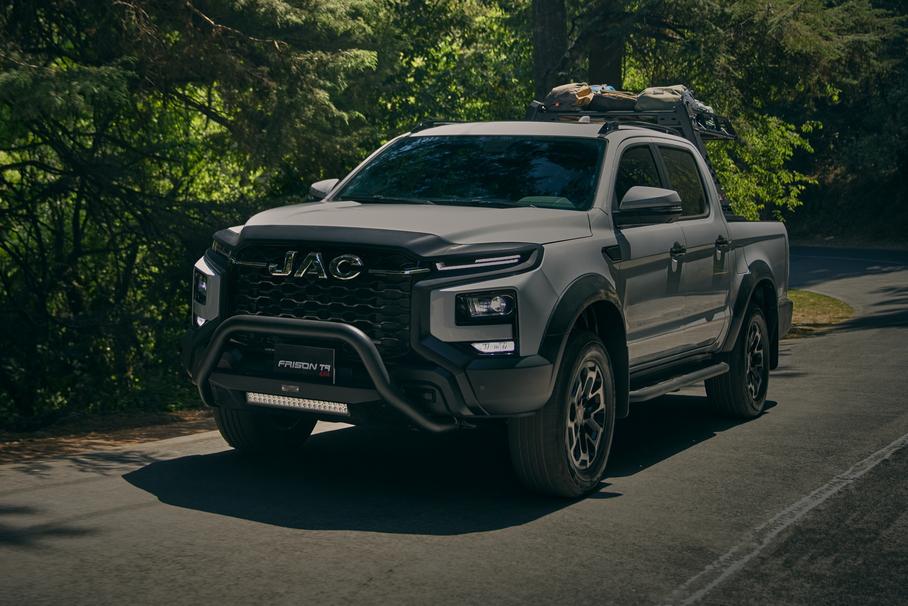 JAC T9 опередил Toyota и Isuzu в 24-часовой гонке на выносливость