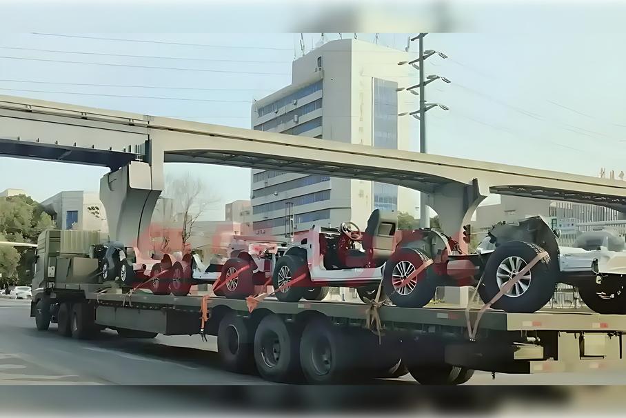 Шесть колес и несущий кузов: Chery готовит необычный автомобиль