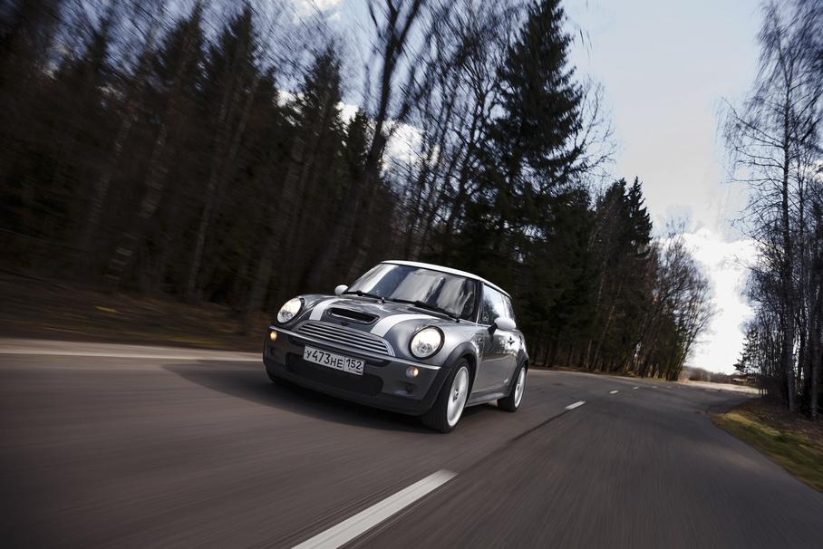 Душевная поездочка: BMW 116i и Mini Cooper S