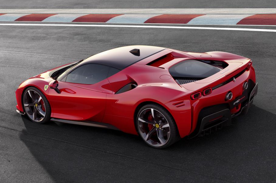 Представлен 1000-сильный гибрид Ferrari SF90 Stradale