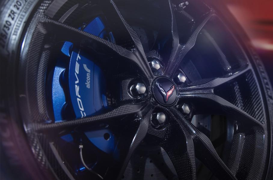 Chevrolet Corvette ZR1 стал полноприводным гибридом