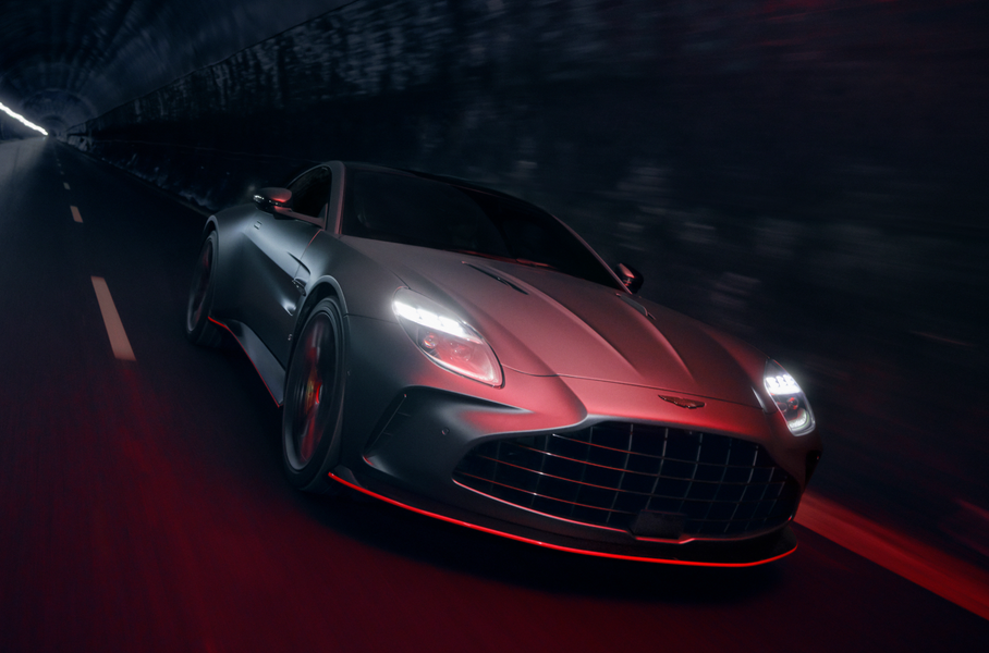 Aston Martin Vantage S