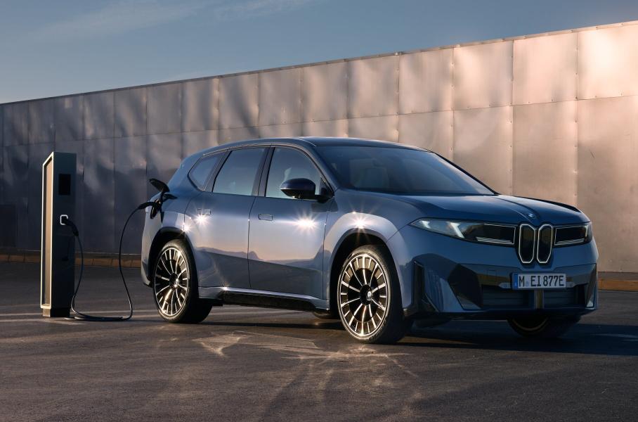 BMW iX3