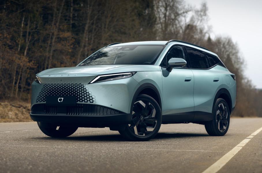 Omoda C7