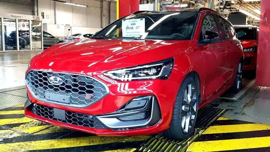 Легенда хот-хэтчей Ford Focus ST закончил свою историю