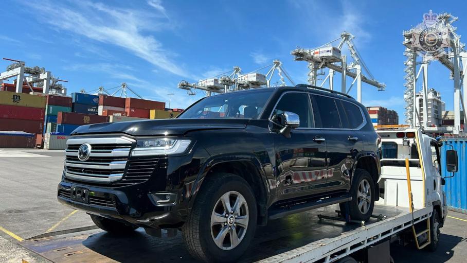 Угонщики-гастролеры начали ездить в Австралию за новыми Land Cruiser
