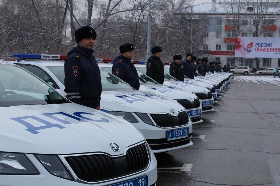 В России разрешат ставить на учет автомобили, угнанные в недружественных странах