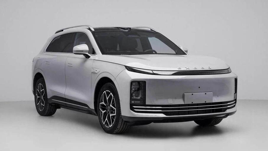 Кроссовер Exlantix ET7