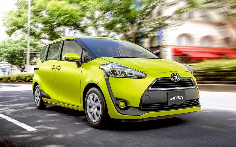 Toyota Sienta