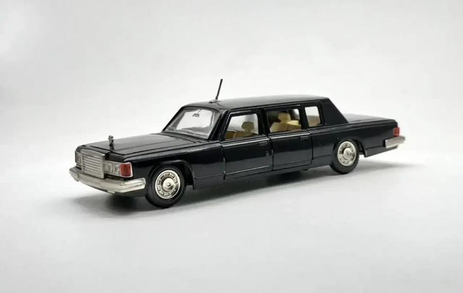 Одну из самых редких автомоделей СССР выставили на продажу