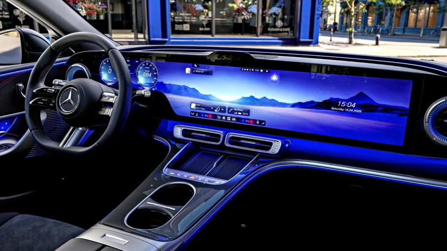 салон C-Class EV