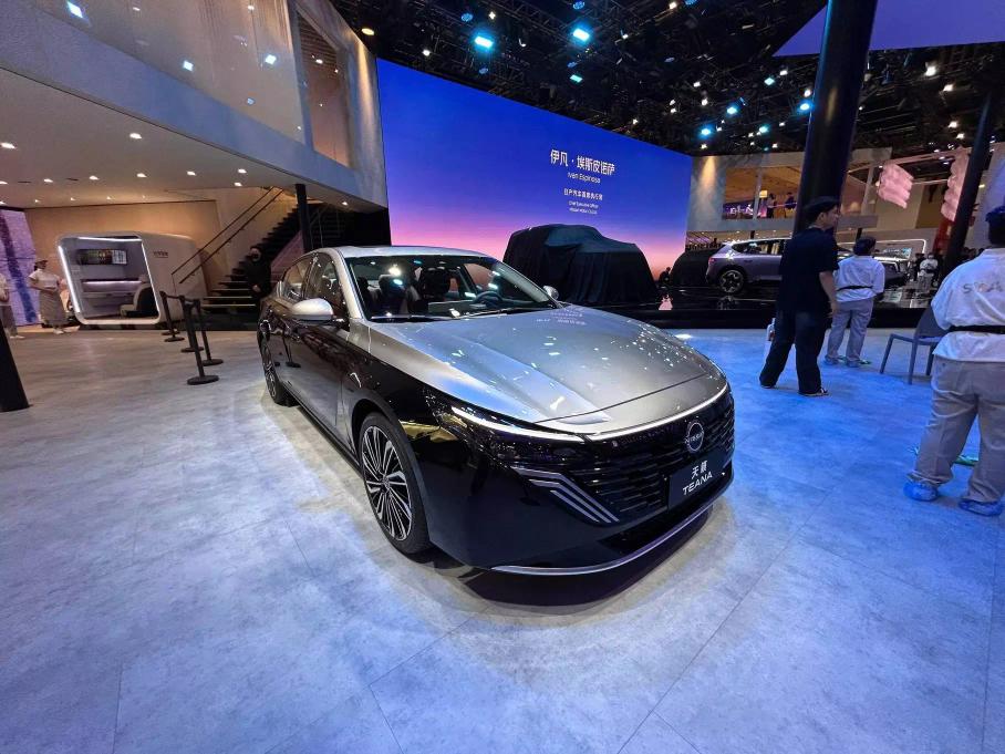 Nissan Teana