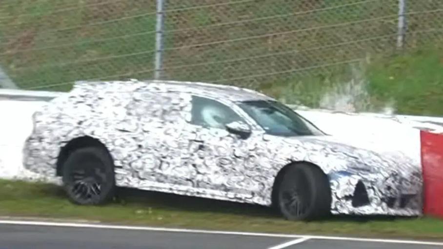 На трассе Нюрбургринг разбился засекреченный прототип Audi RS6