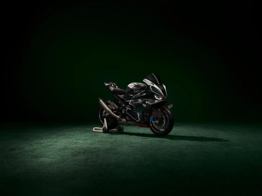BMW M 1000 RR