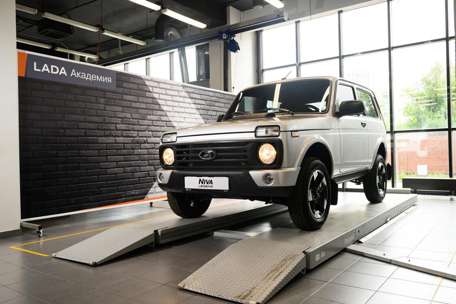 Lada Niva Legend 1.8