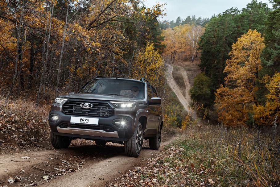 Lada Niva Travel