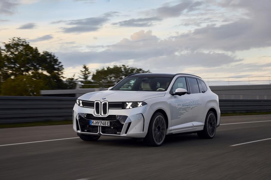 Новый BMW iX5 Hydrogen